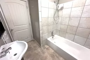 502 E Church St, El Campo, TX 77437 - Photo 11