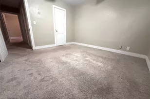 502 E Church St, El Campo, TX 77437 - Photo 7