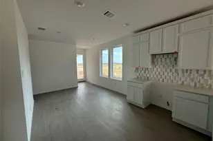 27410 Sweetwater Bay Dr, Katy, TX 77493 - Photo 9