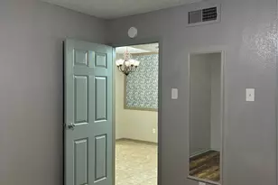2120 El Paseo St, Houston, TX 77054 - Photo 9