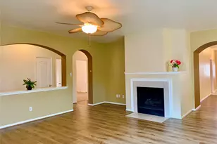 3815 Beacons View Ln, Friendswood, TX 77546 - Photo 9
