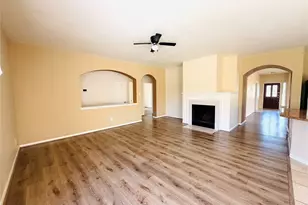 3815 Beacons View Ln, Friendswood, TX 77546 - Photo 9