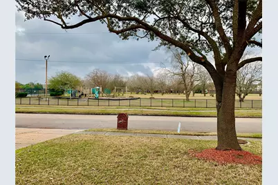 3815 Beacons View Lane, Friendswood, TX 77546 - Photo 31