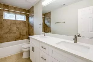 815 Robins Way, Stafford, TX 77477 - Photo 37
