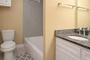 11605 Main Ash Dr, Houston, TX 77025 - Photo 11