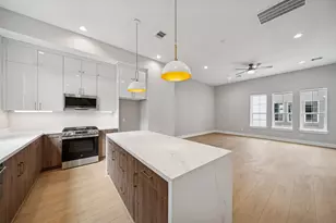 2223 Marnel Rd, Houston, TX 77055 - Photo 11