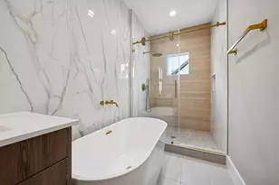 2223 Marnel Rd, Houston, TX 77055 - Photo 23