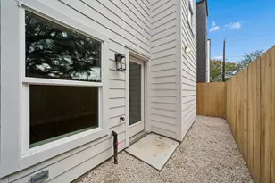 2223 Marnel Rd, Houston, TX 77055 - Photo 27