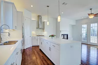 1120 Columbus Street #D, Houston, TX 77019 - Photo 5