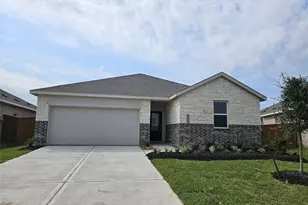 9231 Alaska Shrs Dr, Baytown, TX 77521 - Photo 1