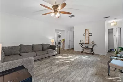 1572 Silverpines Road #572, Houston, TX 77062 - Photo 5