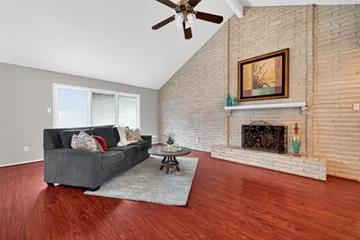 3415 W Creek Club Drive, Missouri City, TX 77459 - Photo 9