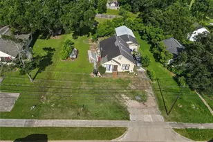 2509 1st St, Rosenberg, TX 77471 - Photo 11
