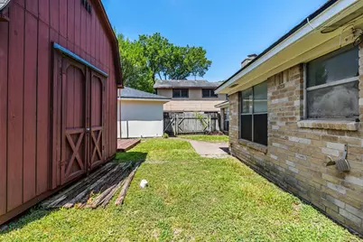 6615 Vera Jean Drive, Houston, TX 77088 - Photo 29