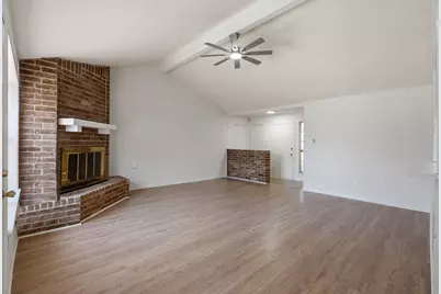6615 Vera Jean Drive, Houston, TX 77088 - Photo 9