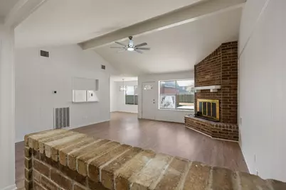 6615 Vera Jean Drive, Houston, TX 77088 - Photo 3