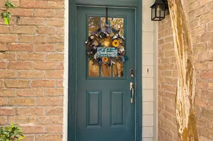 11710 Southlake Dr, Houston, TX 77077 - Photo 1
