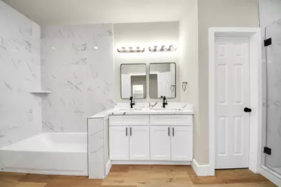 5211 Amy Street #B, Houston, TX 77028 - Photo 11