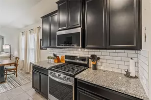 9913 Hermann Trace, Texas City, TX 77591 - Photo 5