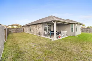 9913 Hermann Trace, Texas City, TX 77591 - Photo 31