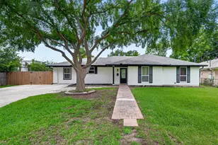 1206 Riggs Rd, Houston, TX 77022 - Photo 1