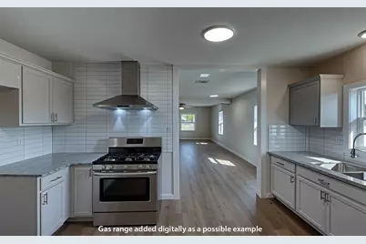 210 S Magnolia Street, Highlands, TX 77562 - Photo 5