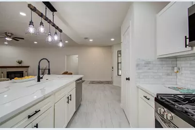 806 Country Place Blvd Street, Pearland, TX 77584 - Photo 19