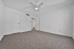 7900 N Stadium Dr, Houston, TX 77030 - Photo 19