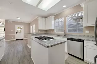 13815 Muirfield Village Dr, Houston, TX 77069 - Photo 7