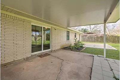 416 Southern Oaks Drive, Lake Jackson, TX 77566 - Photo 35