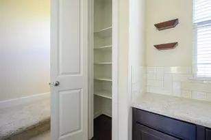 10716 Addicks Oaks Pl, Houston, TX 77043 - Photo 25