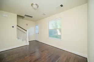 10716 Addicks Oaks Pl, Houston, TX 77043 - Photo 11
