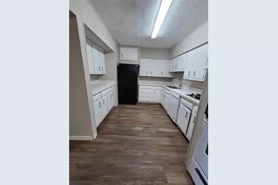 122 S Willow Street, Texas City, TX 77591 - Photo 7