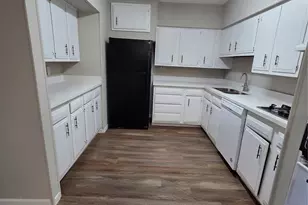 122 S Willow St, Texas City, TX 77591 - Photo 7
