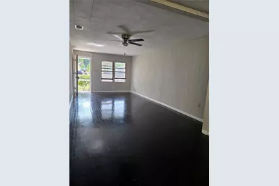 122 S Willow Street, Texas City, TX 77591 - Photo 3