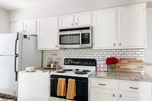 8299 Cambridge St, Houston, TX 77054 - Photo 7