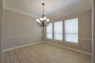 1821 Lily Meadows Dr, Conroe, TX 77304 - Photo 5