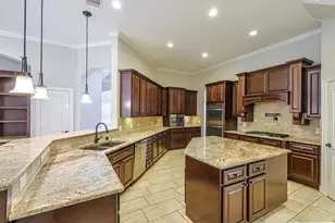1821 Lily Meadows Dr, Conroe, TX 77304 - Photo 13