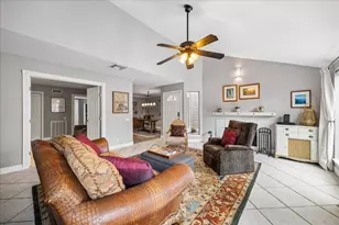 11521 Riverview Dr, Houston, TX 77077 - Photo 7