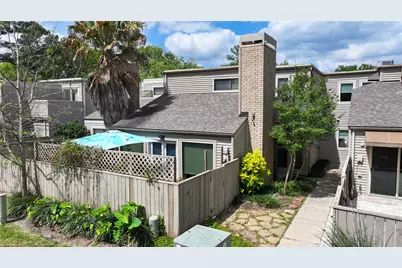 11521 Riverview Drive, Houston, TX 77077 - Photo 5