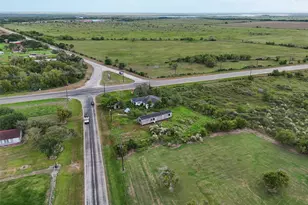 25 County Rd 242, Matagorda, TX 77457 - Photo 11