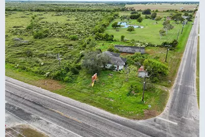 25 County Road 242, Matagorda, TX 77457 - Photo 3