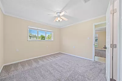 5123 Shady Oaks Lane, Friendswood, TX 77546 - Photo 9