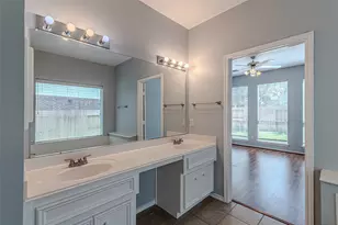 16210 Broken Timber Cir, Houston, TX 77095 - Photo 31