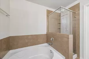 14119 Mystic Shores Ln, Houston, TX 77048 - Photo 17