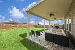 14119 Mystic Shores Ln, Houston, TX 77048 - Photo 5