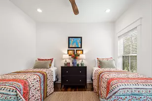 1518 31st St, Galveston, TX 77550 - Photo 33