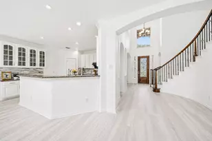 18431 W Laura Shore Dr, Cypress, TX 77433 - Photo 13