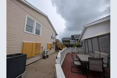 1112 Avenue M 1/2 #1, Galveston, TX 77550 - Photo 21