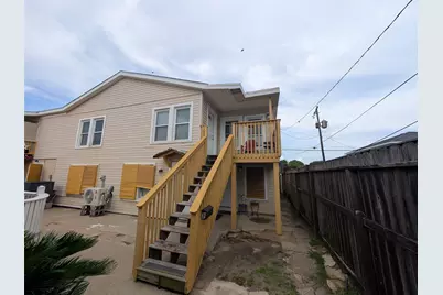 1112 Avenue M 1/2 #1, Galveston, TX 77550 - Photo 19